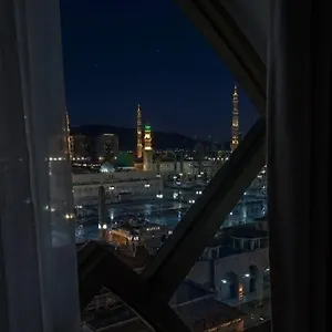 احجز هنا